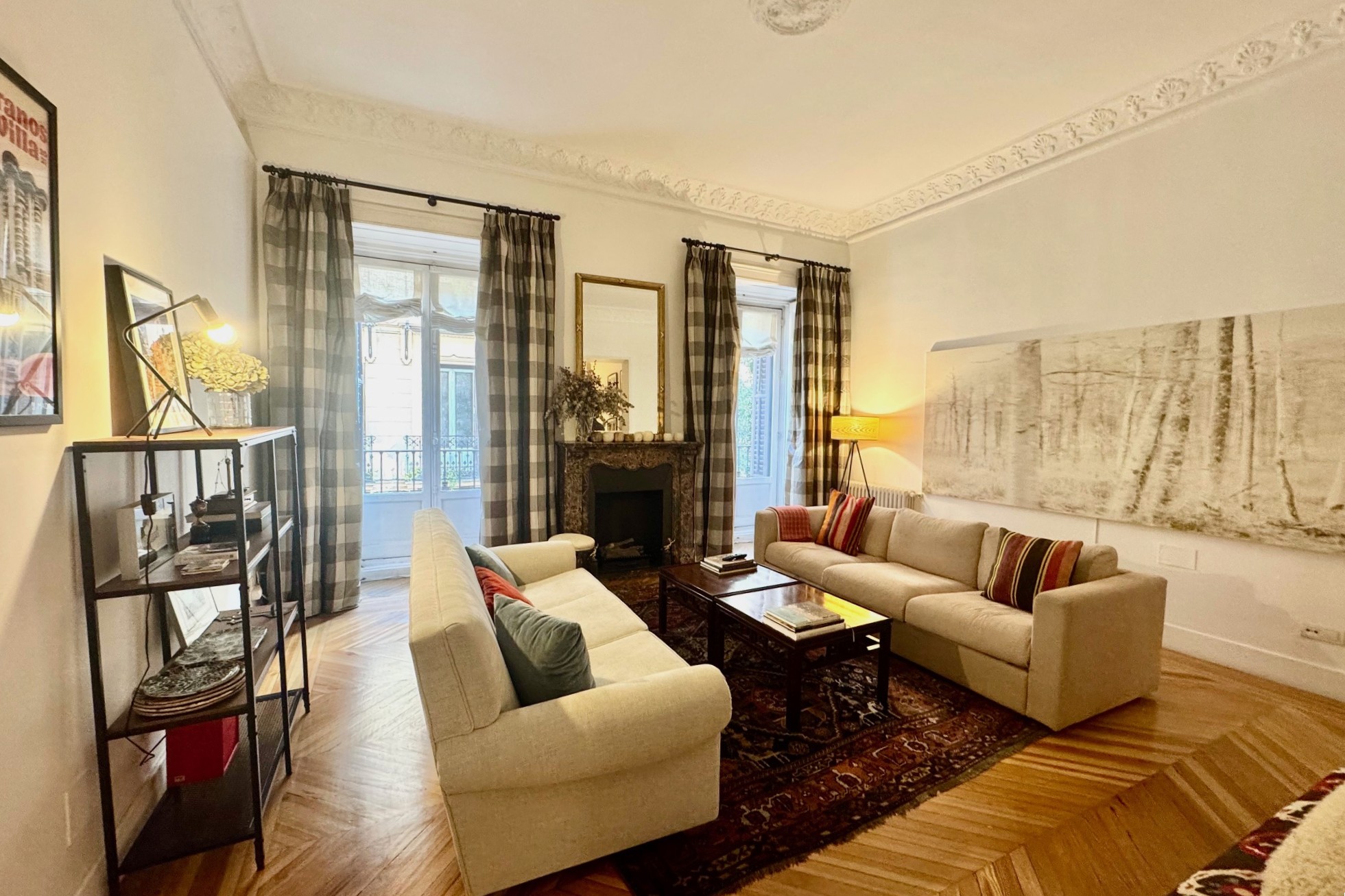 Piso clásico de techos altos en Ópera