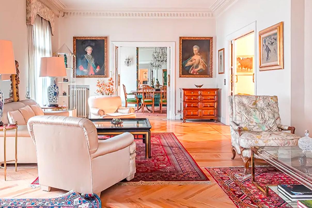  Spectacular corner apartment in Jorge Juan